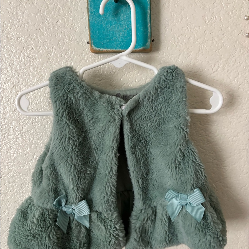 Kids Faux Fur Vest in Green